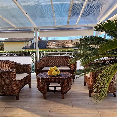 Tra Forte Dei Marmi E Marina Di Massa - Il Melograno Exteriör bild